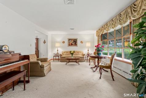 116 Campbell Road Trumbull CT 06611
