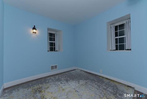 9 Wells Avenue East Hampton CT 06424