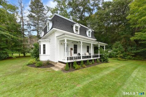 9 Wells Avenue East Hampton CT 06424