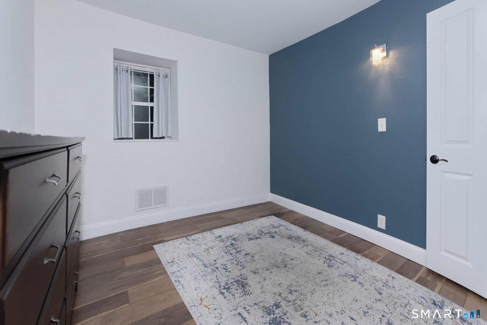 9 Wells Avenue East Hampton CT 06424