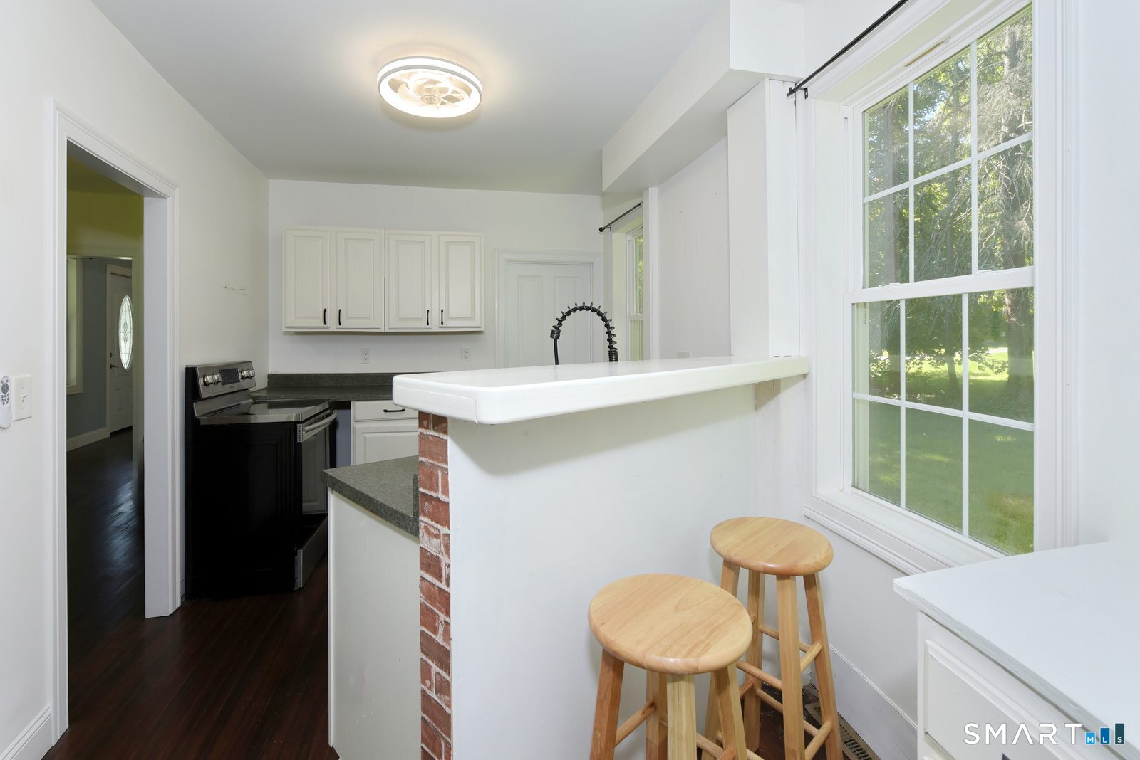 9 Wells Avenue East Hampton CT 06424