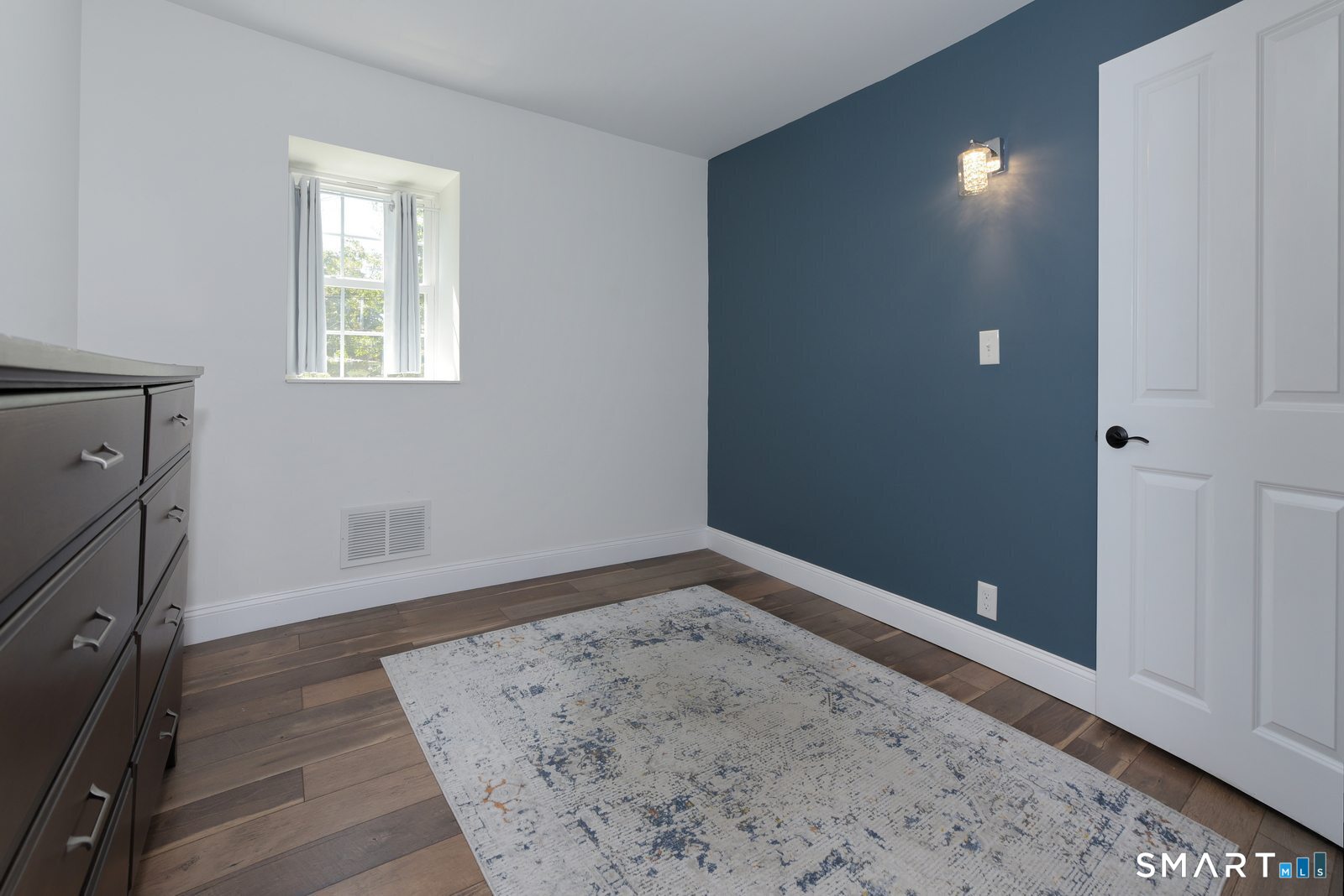 9 Wells Avenue East Hampton CT 06424