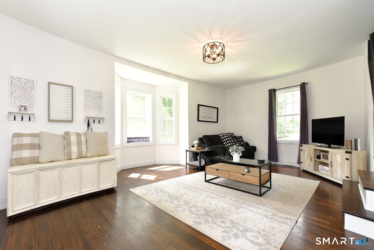 9 Wells Avenue East Hampton CT 06424