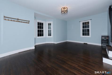 9 Wells Avenue East Hampton CT 06424