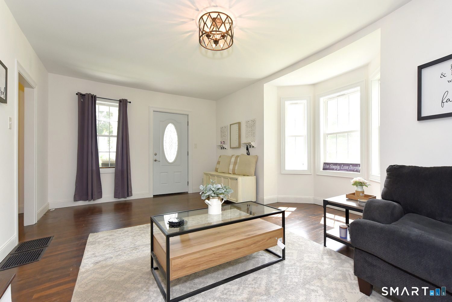 9 Wells Avenue East Hampton CT 06424