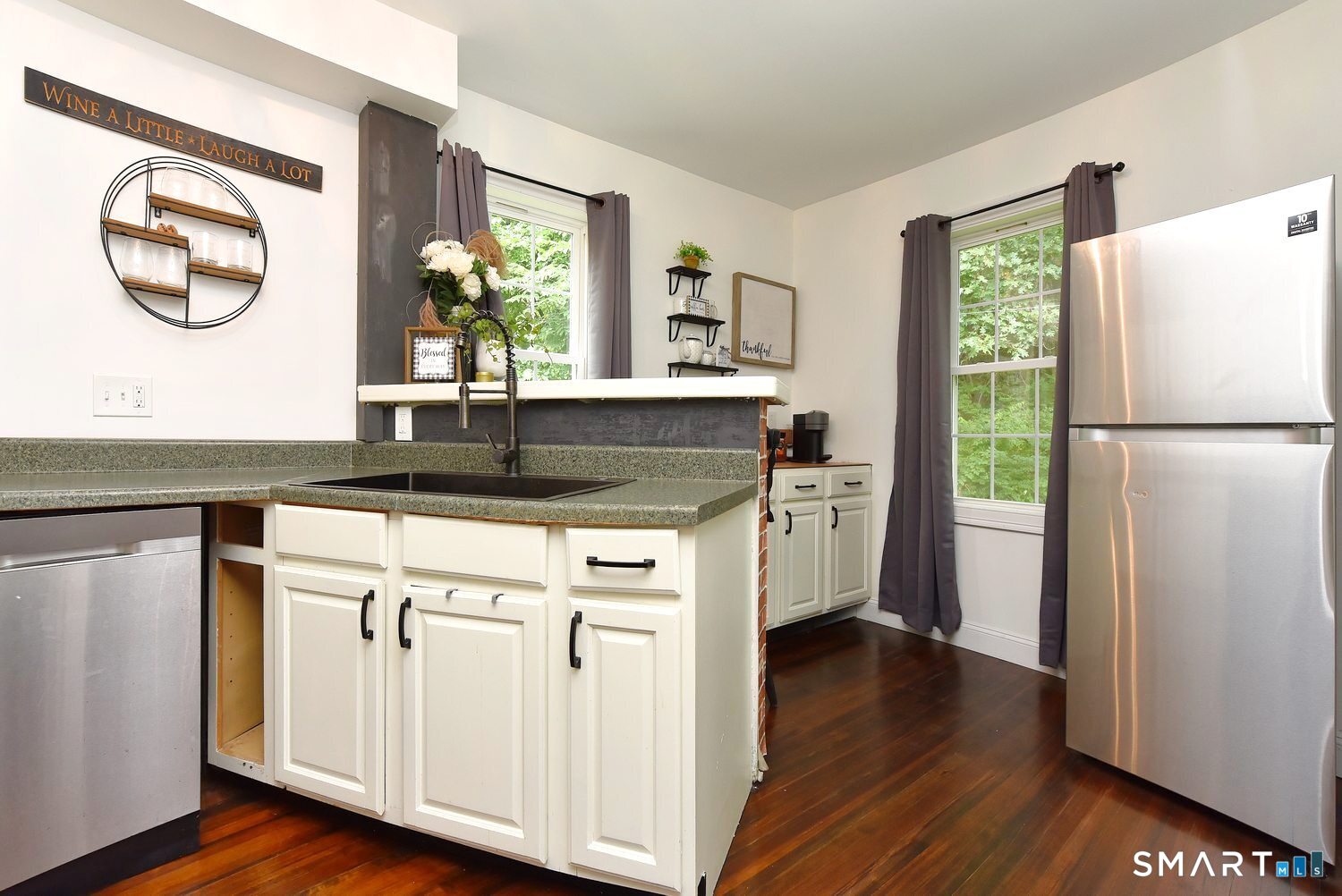 9 Wells Avenue East Hampton CT 06424