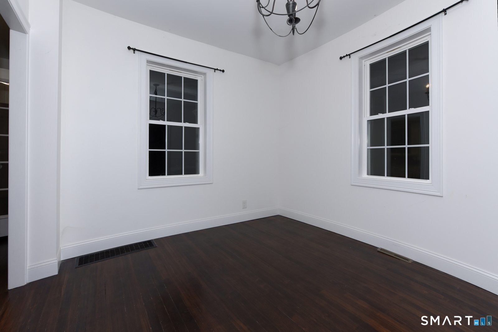 9 Wells Avenue East Hampton CT 06424
