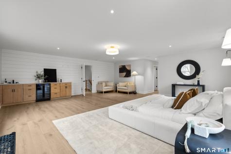 11 Laurel Hill Road Branford CT 06405