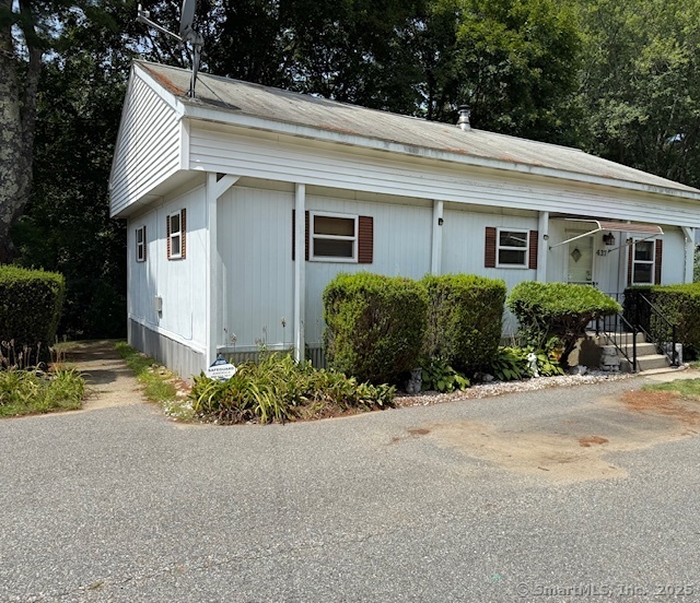 437 Putnam Pike Killingly CT 06241