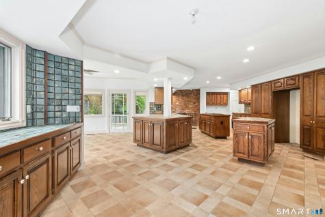 260 Umpawaug Road Redding CT 06896