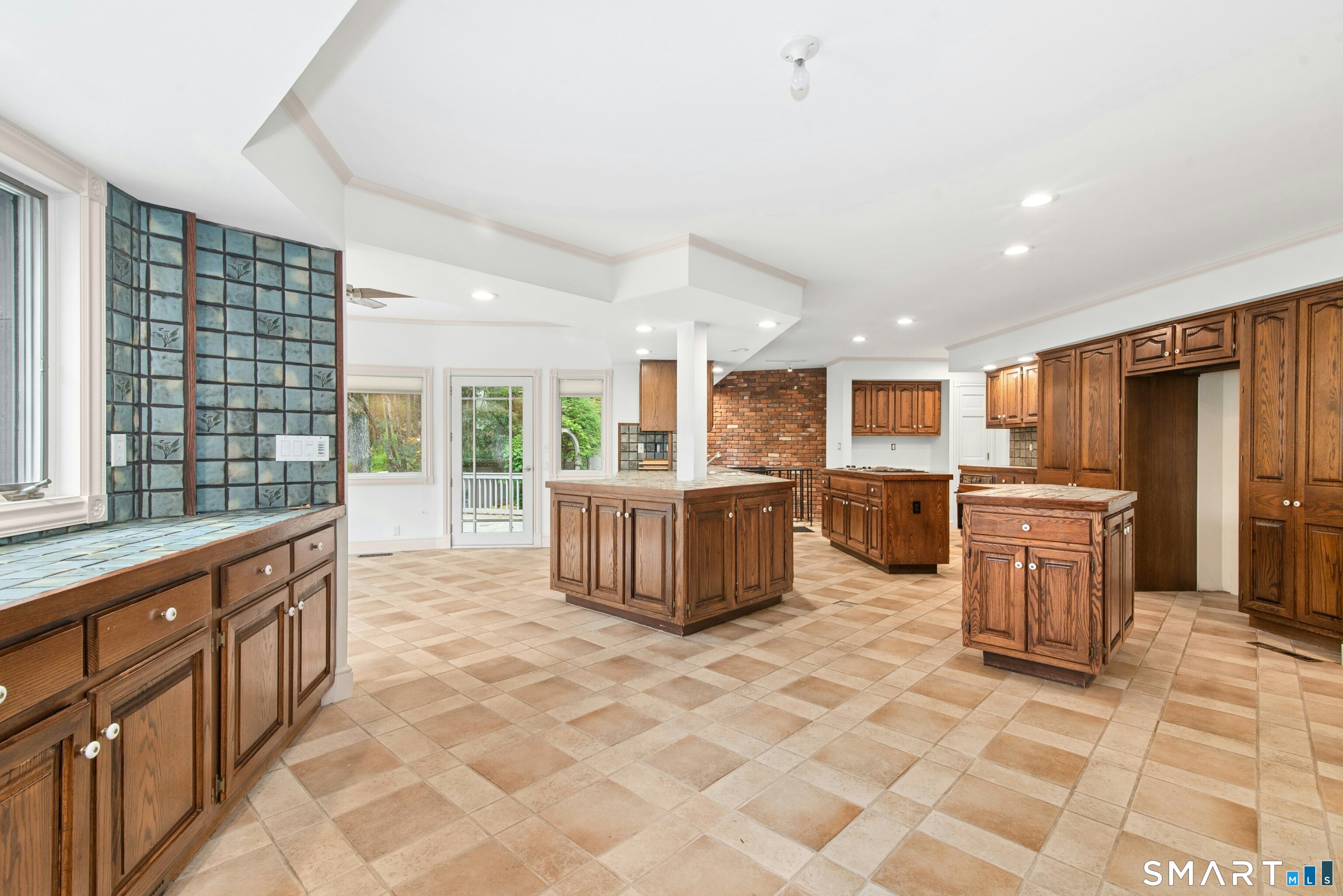 260 Umpawaug Road Redding CT 06896