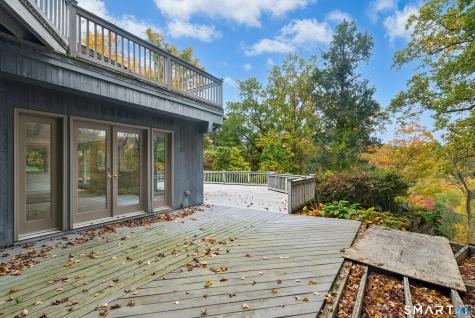 260 Umpawaug Road Redding CT 06896