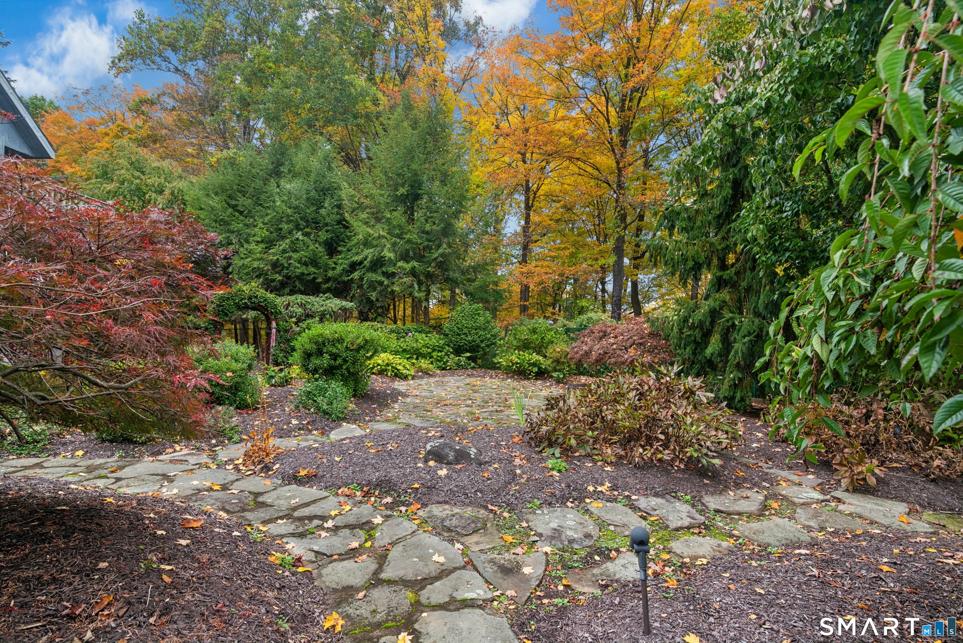260 Umpawaug Road Redding CT 06896