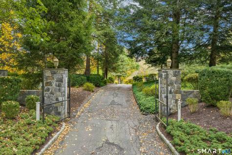 260 Umpawaug Road Redding CT 06896