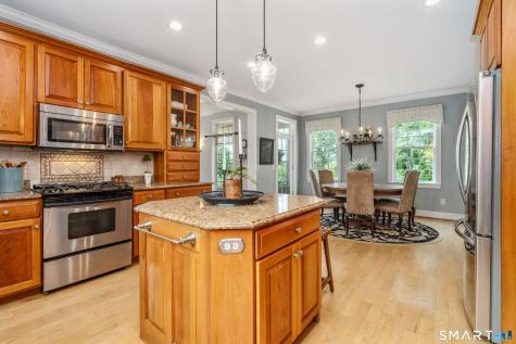513 Tryon Street Glastonbury CT 06073