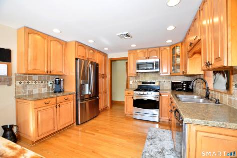 5 Maize Lane East Granby CT 06026