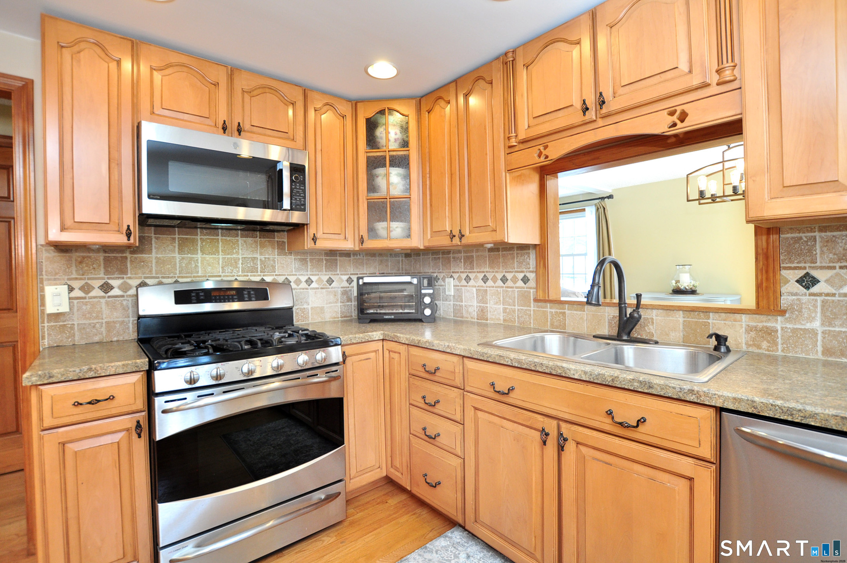 5 Maize Lane East Granby CT 06026