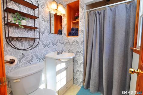 5 Maize Lane East Granby CT 06026