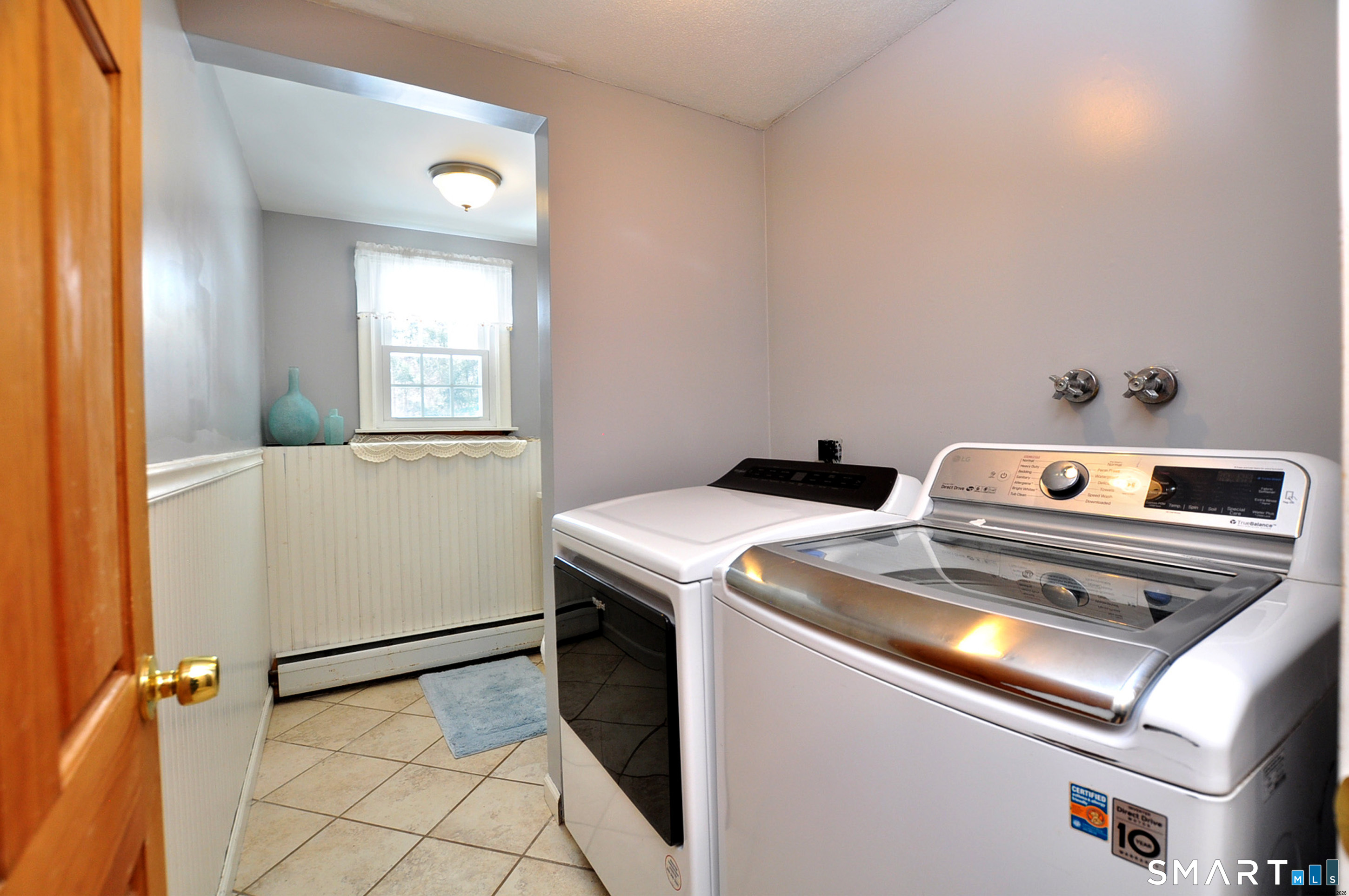 5 Maize Lane East Granby CT 06026