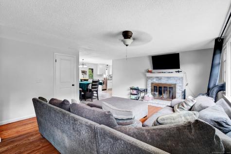 12 Burr Street Portland CT 06480