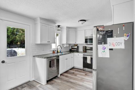 12 Burr Street Portland CT 06480