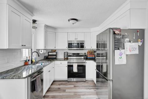 12 Burr Street Portland CT 06480