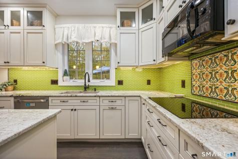 11 Balsam Circle Shelton CT 06484