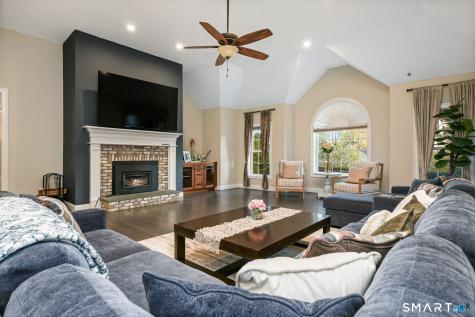 11 Balsam Circle Shelton CT 06484
