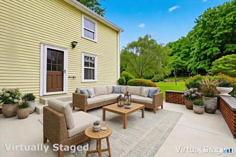 16 Main Street Essex CT 06442