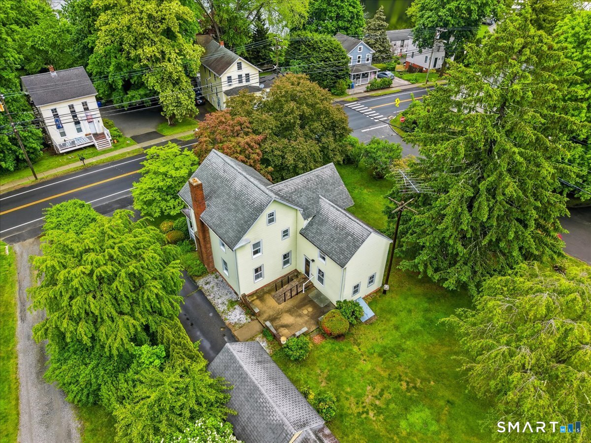 16 Main Street Essex CT 06442
