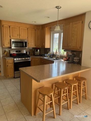 55 Alling Court Berlin CT 06037