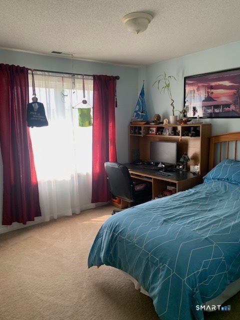 55 Alling Court Berlin CT 06037