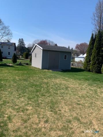 55 Alling Court Berlin CT 06037