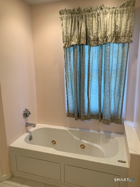 55 Alling Court Berlin CT 06037