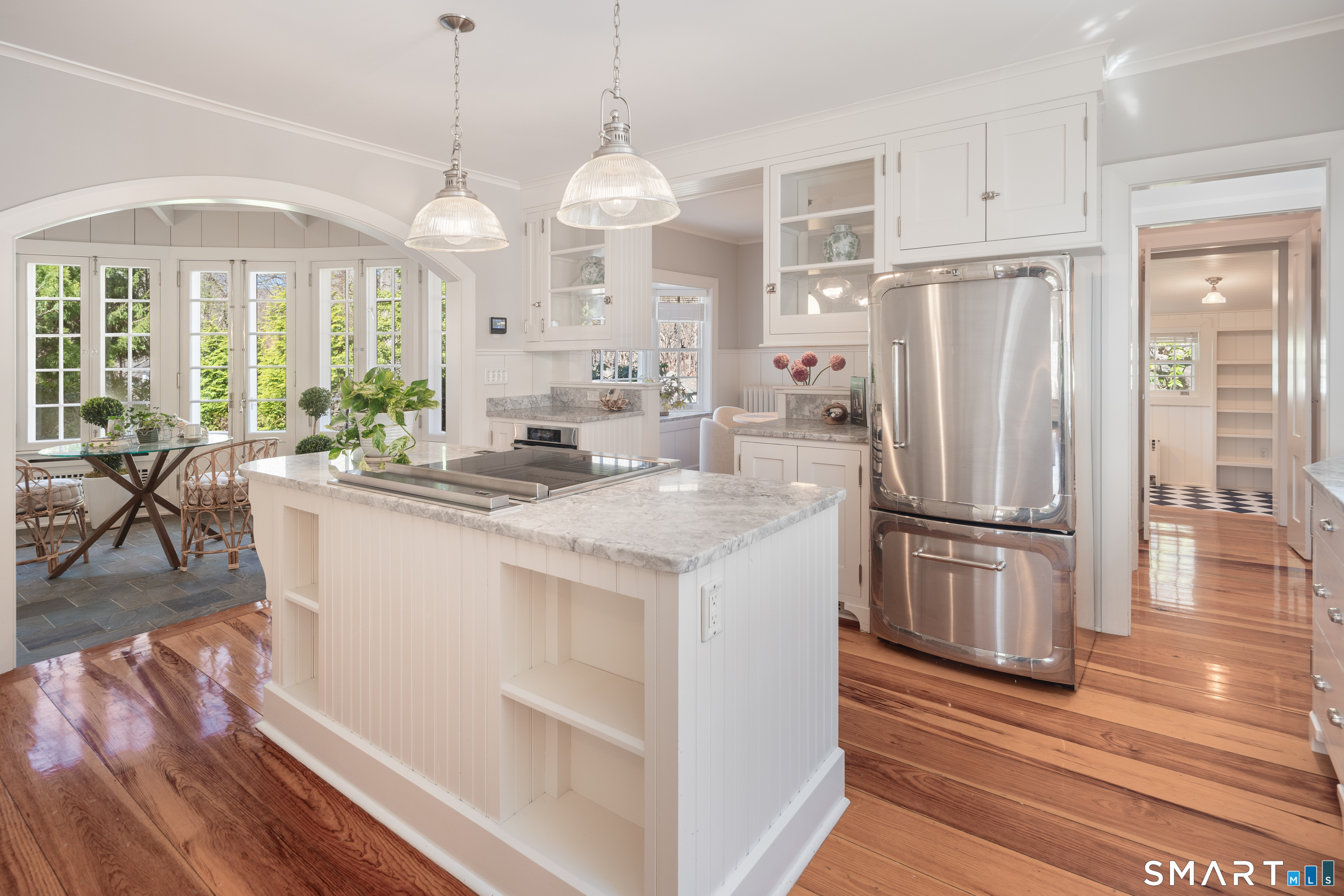 71 Saint Johns Place New Canaan CT 06840