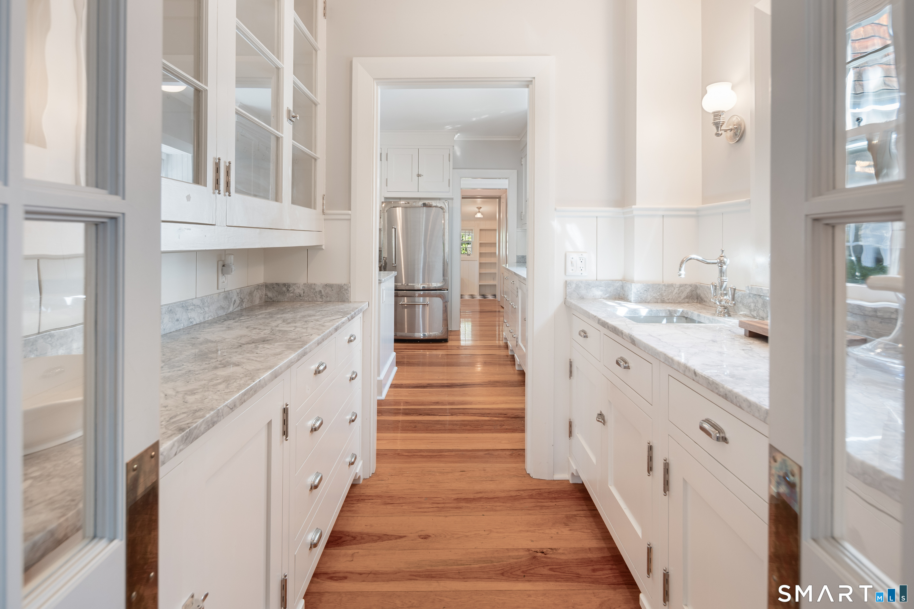 71 Saint Johns Place New Canaan CT 06840