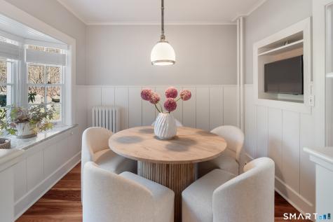 71 Saint Johns Place New Canaan CT 06840