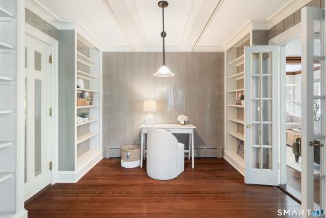 71 Saint Johns Place New Canaan CT 06840