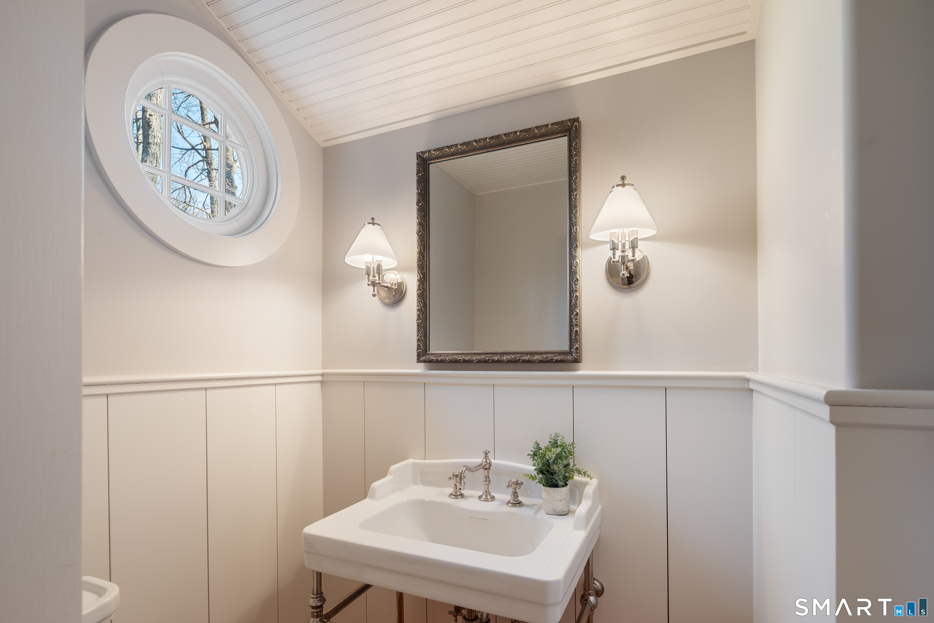 71 Saint Johns Place New Canaan CT 06840