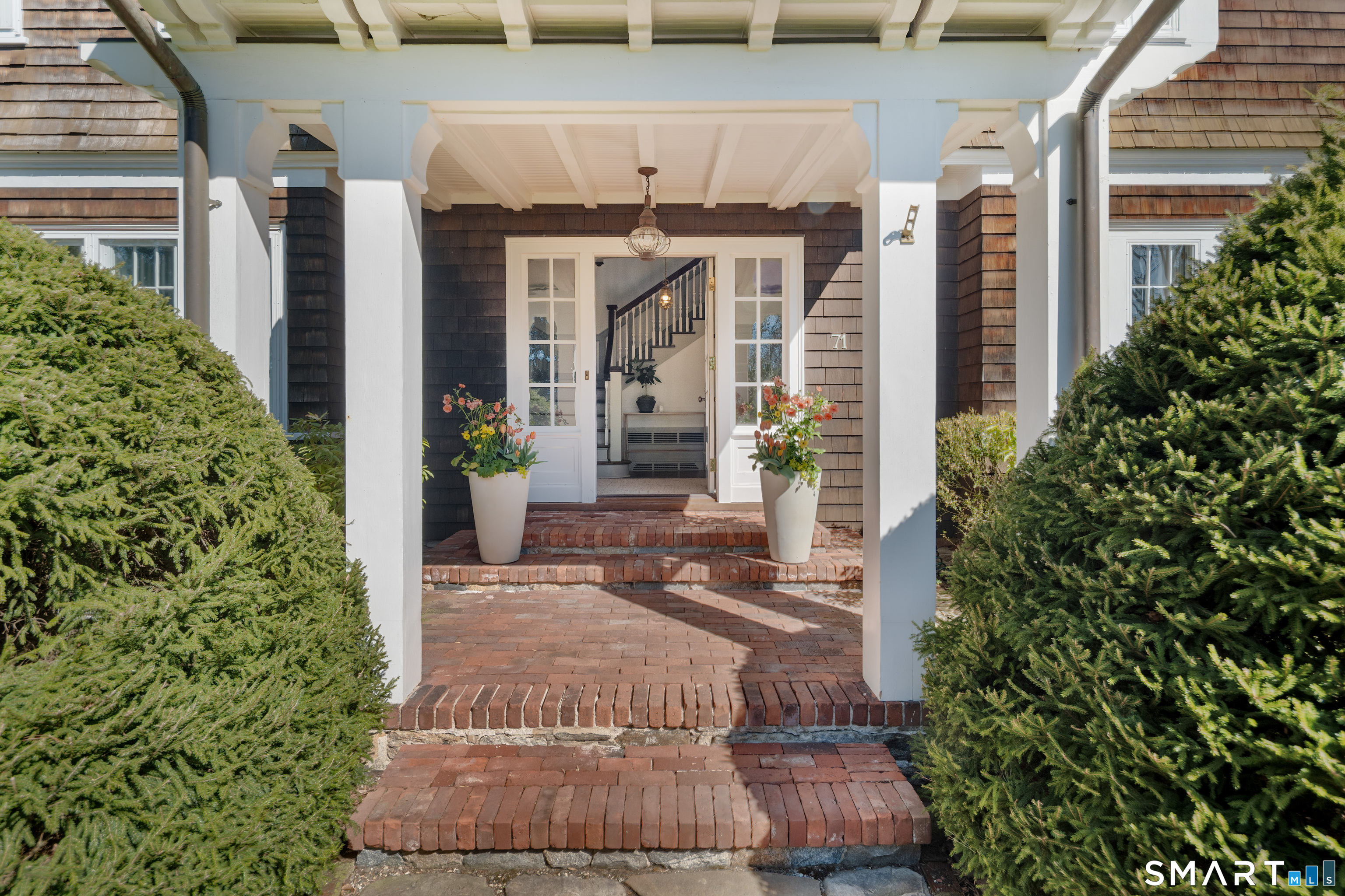 71 Saint Johns Place New Canaan CT 06840