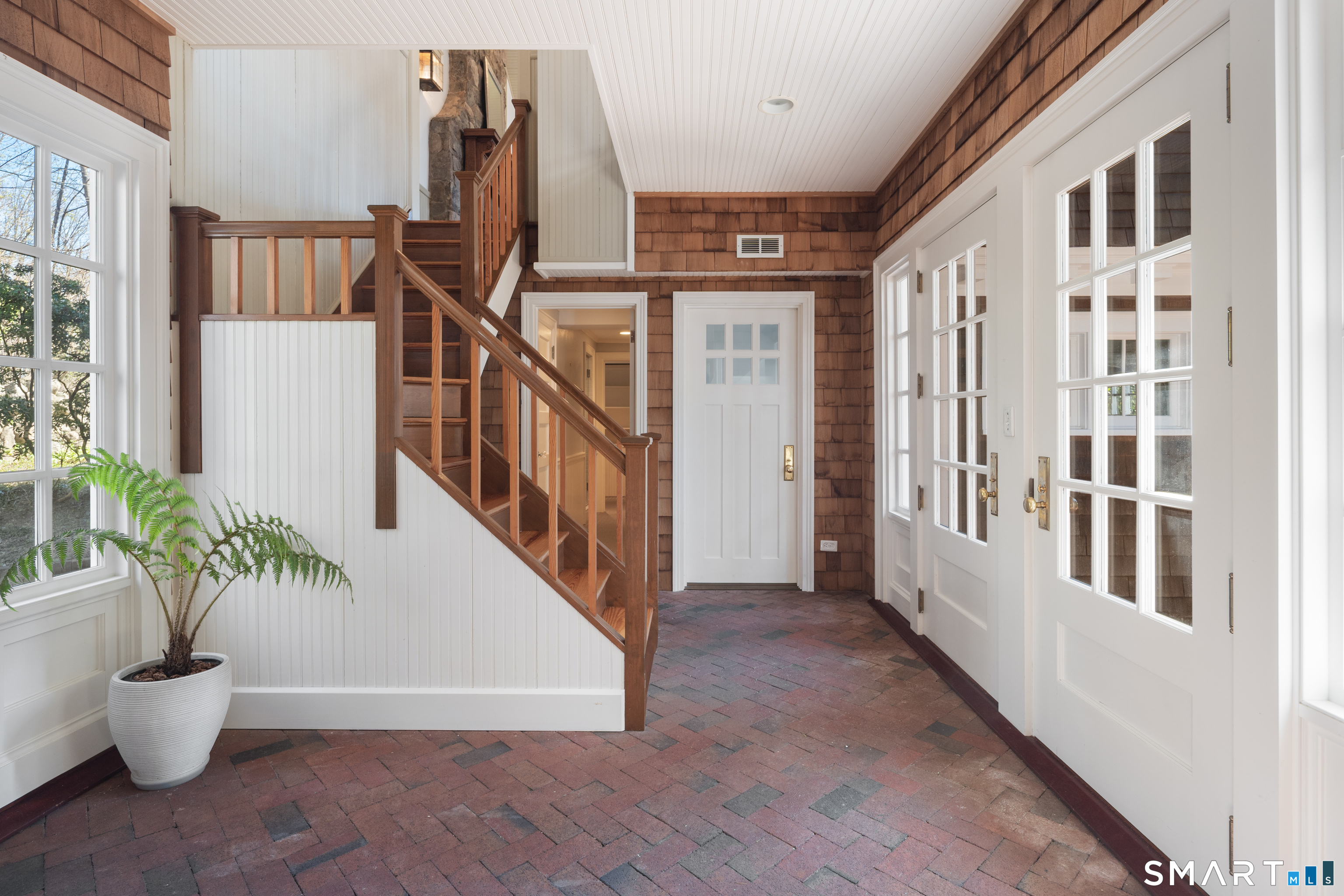 71 Saint Johns Place New Canaan CT 06840