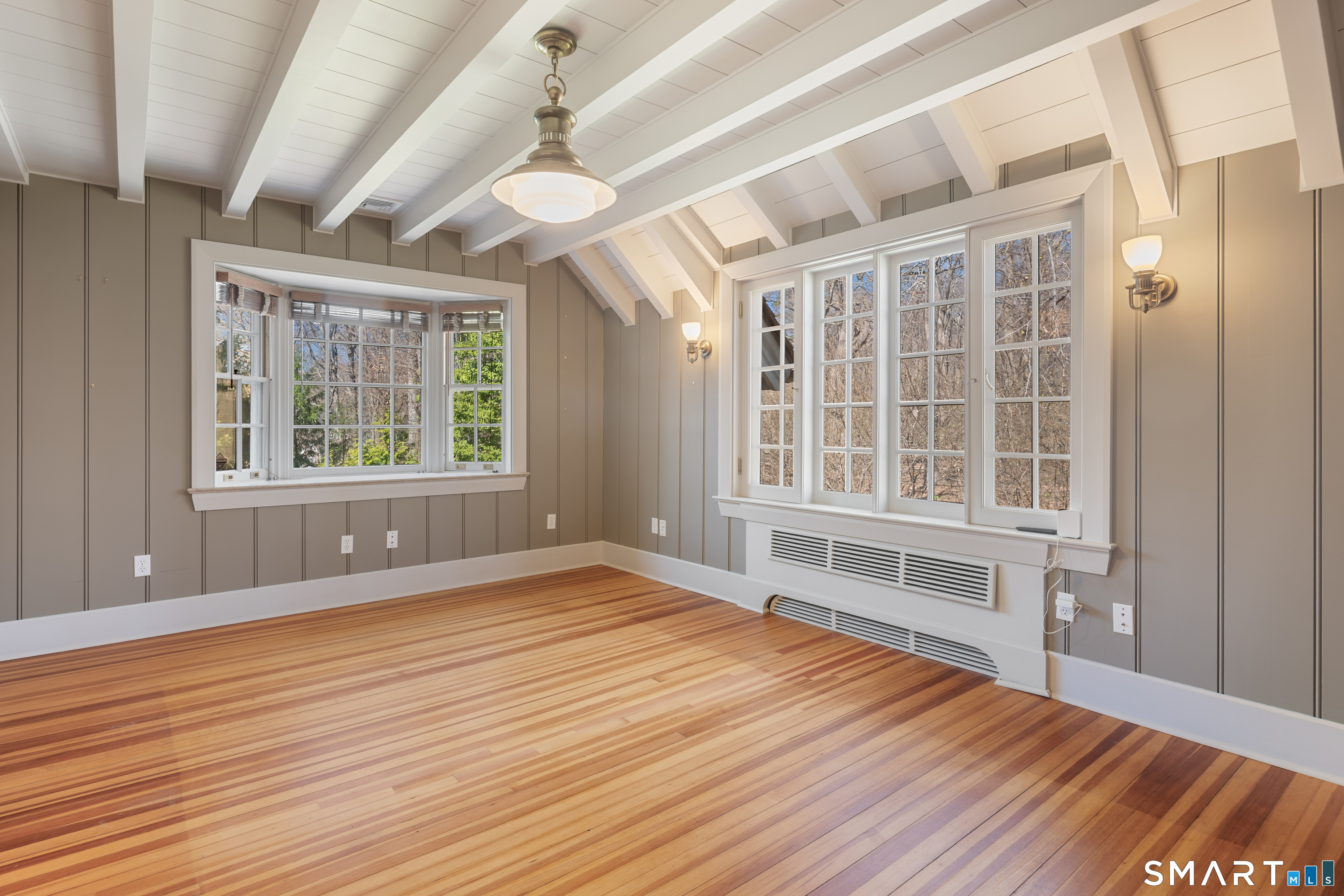 71 Saint Johns Place New Canaan CT 06840