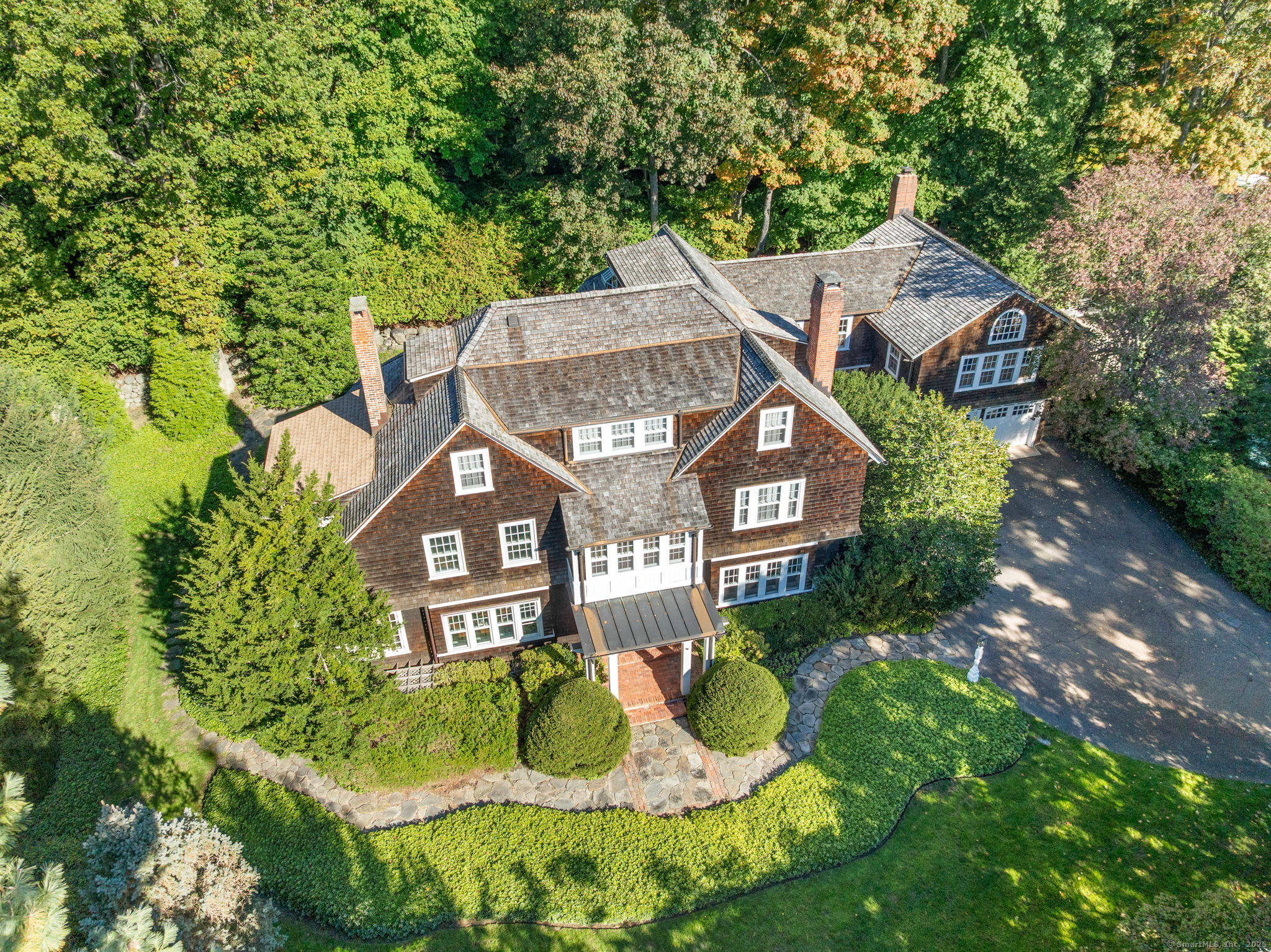 71 Saint Johns Place New Canaan CT 06840