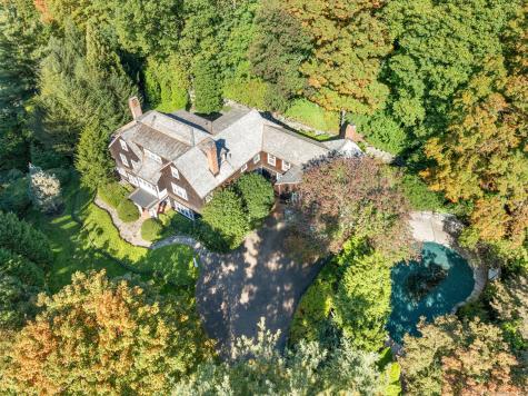 71 Saint Johns Place New Canaan CT 06840