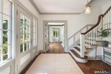 71 Saint Johns Place New Canaan CT 06840