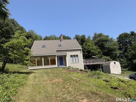 22 Coe Road Durham CT 06422