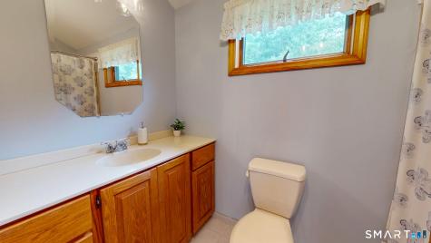 22 Coe Road Durham CT 06422