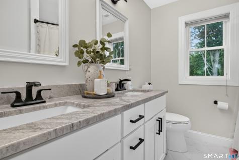 56 Stone House Lane Burlington CT 06013