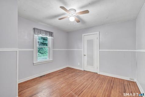 33 Emma Street Seymour CT 06483