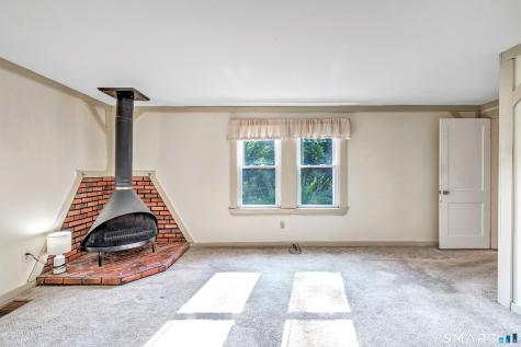 33 Emma Street Seymour CT 06483